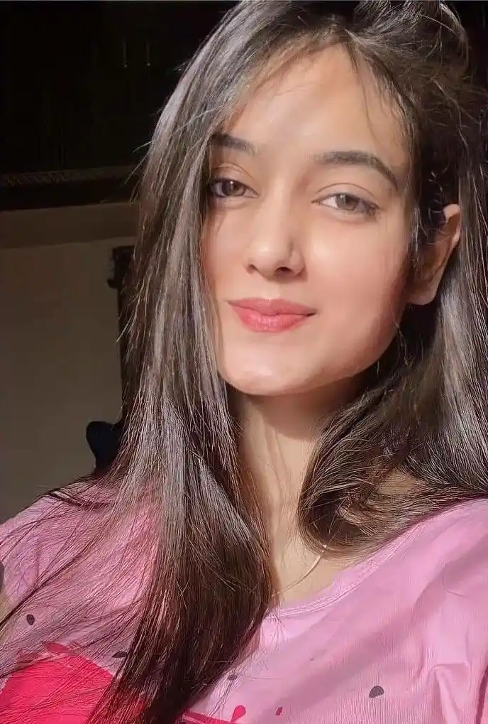 cute-girl-pic-cartoon-attitude-for-dp