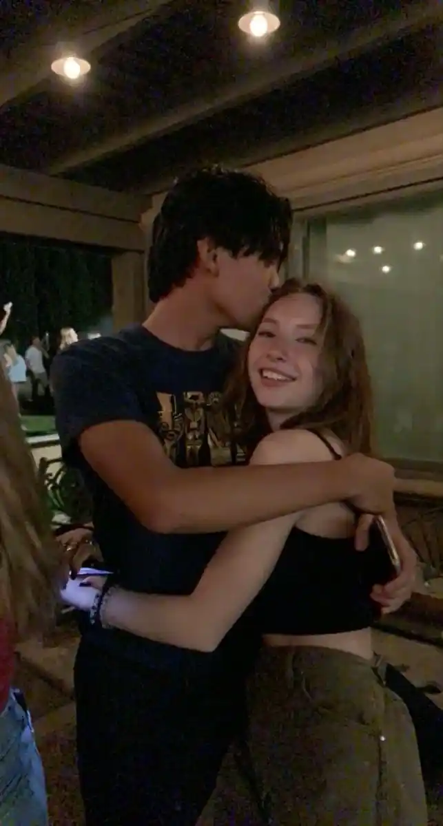 stylish couple dp for instagram